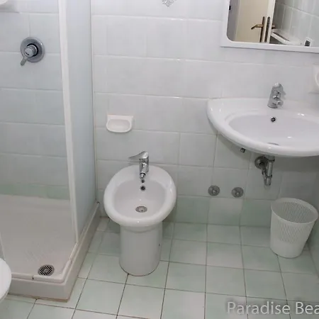 Hostel Paradise Beach -